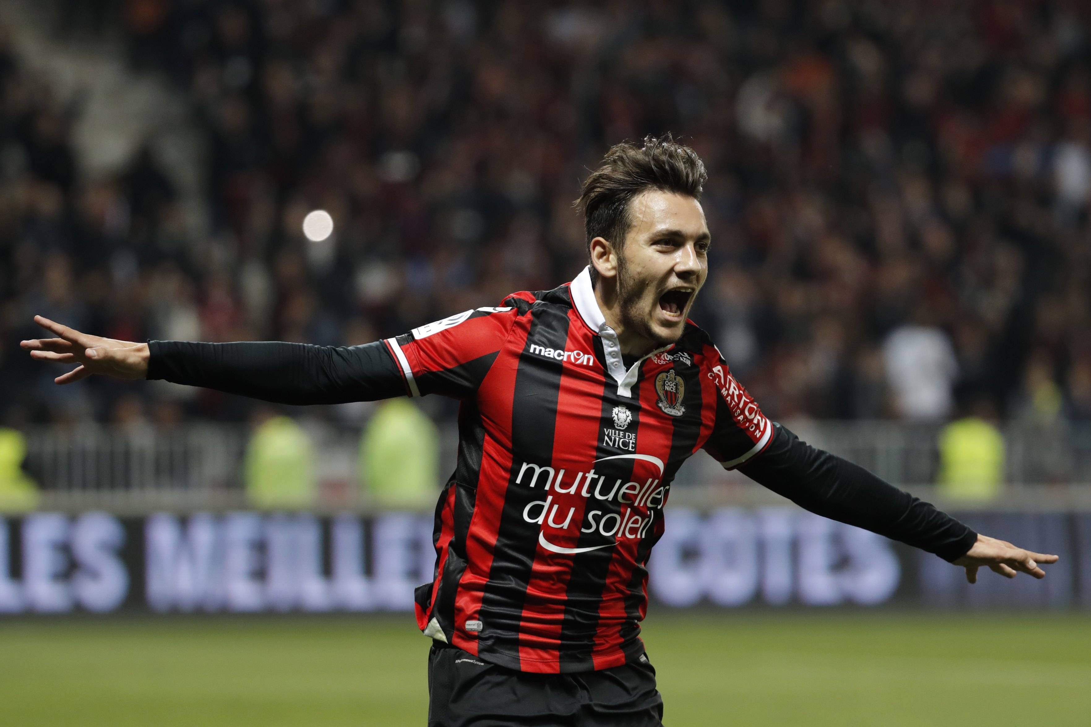 多德蒙特逼平巴黎FC，主场表现稳定，士气大振