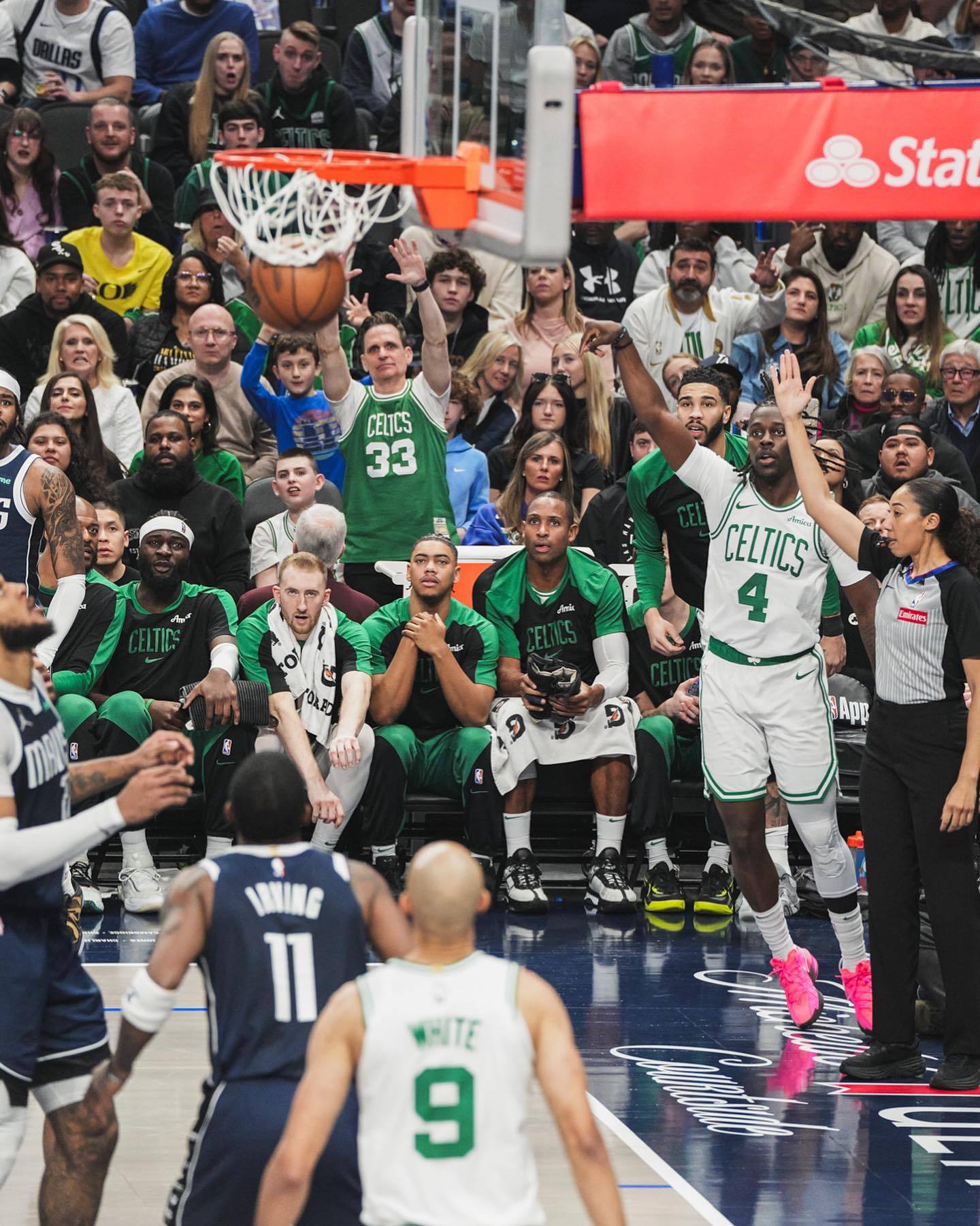 包含威廉姆斯横扫阿斯顿马丁，诺里斯扛起全队的词条