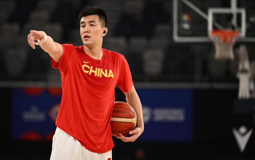 包含魔术翻盘青岛队，郭艾伦高光表现的词条