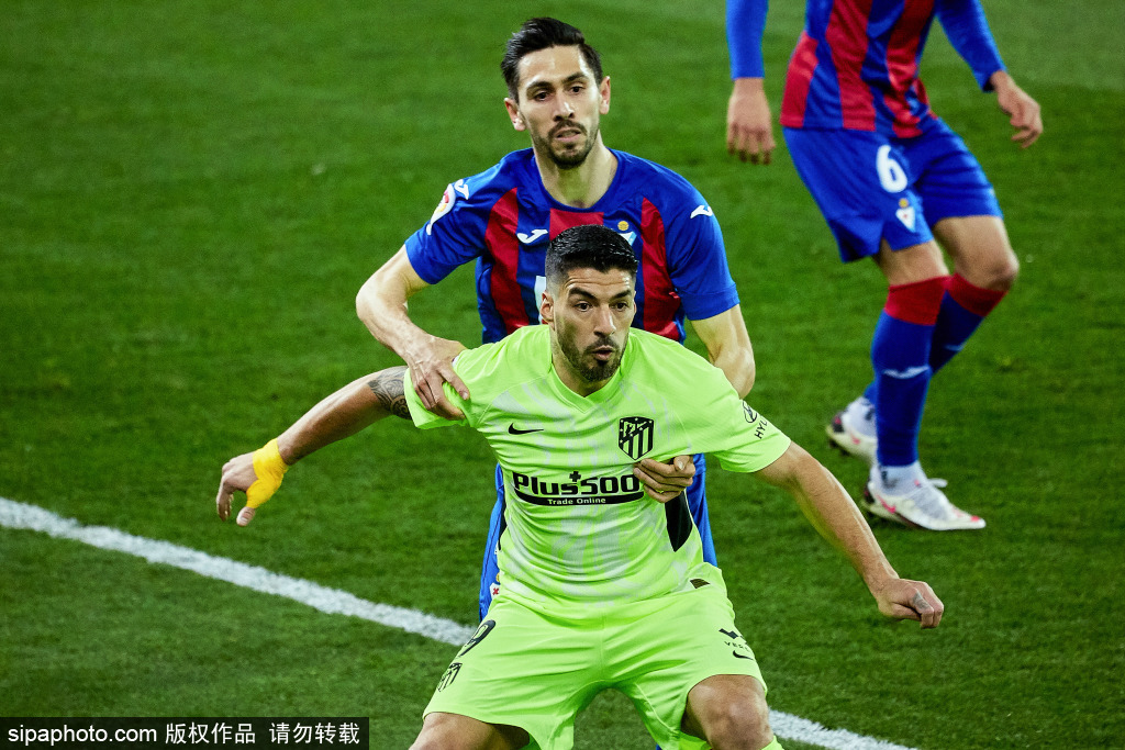 法国逆转中国，苏亚雷斯扛起全队