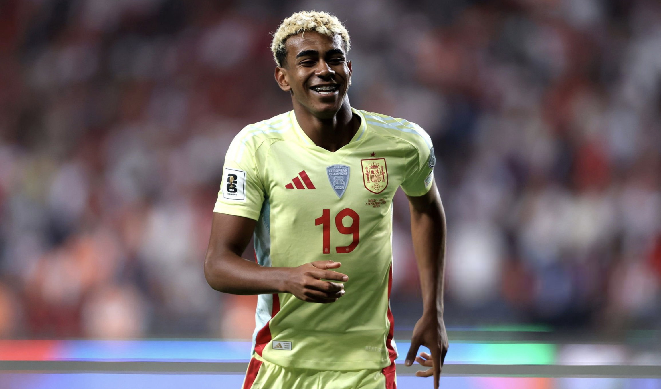 索伯车队绝杀梅赛德斯，诺里斯统治全场